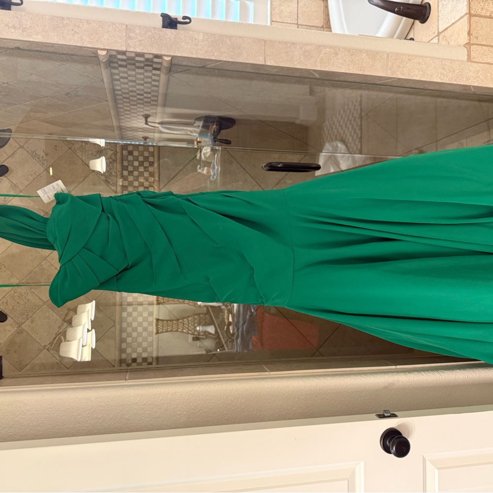 Elegant Green Halter Dress